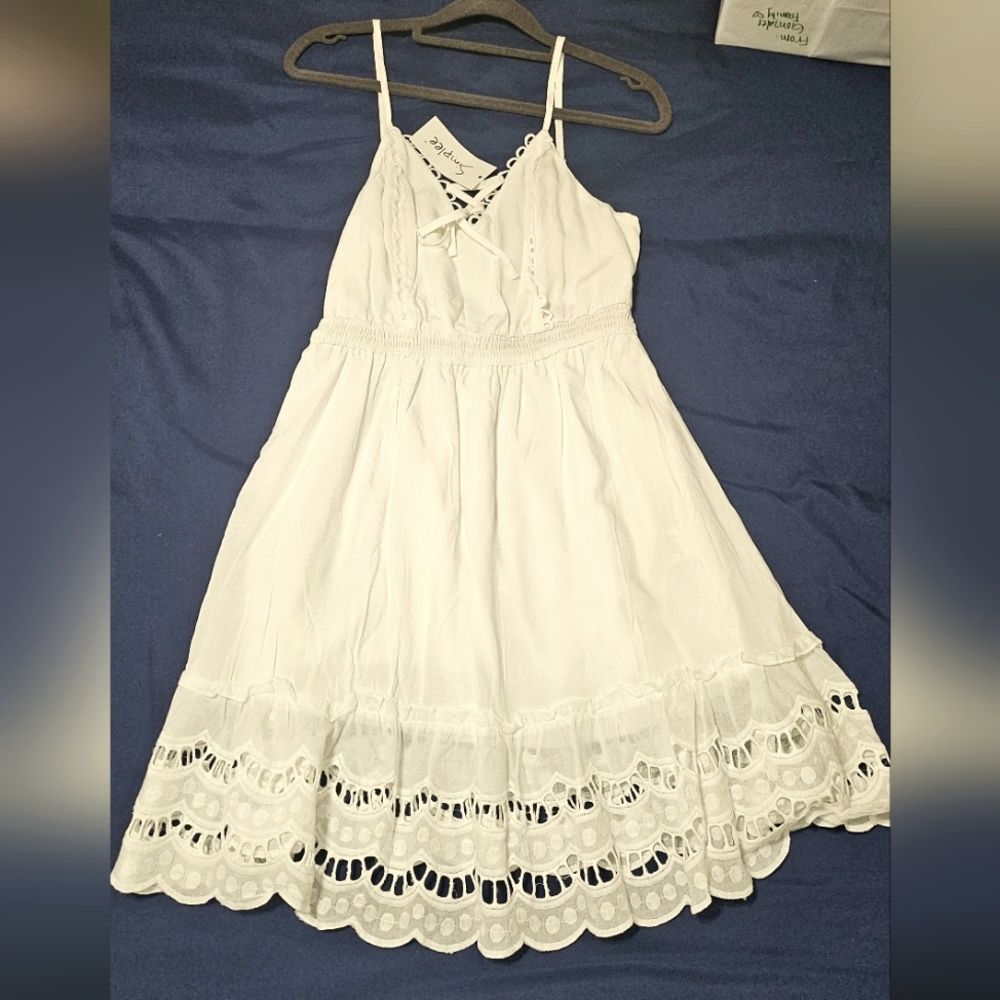 Simplee White Summer Dress
